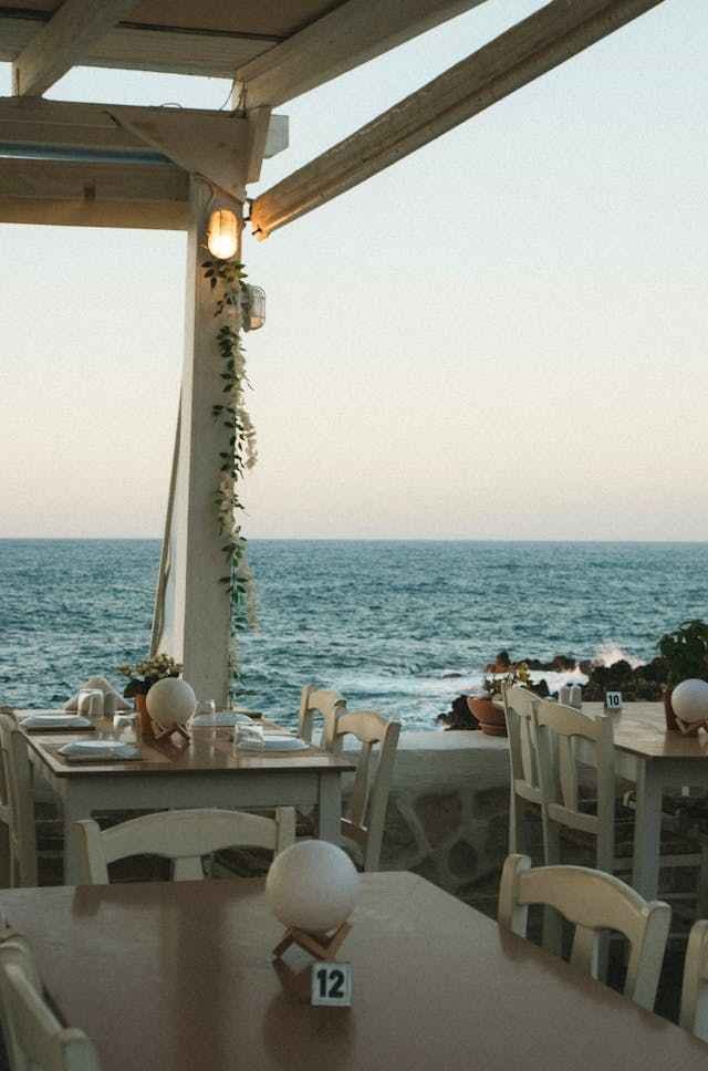 12 Best Restaurants in Karachi Near Sea View for an Unforgettable Coastal Dining Experience