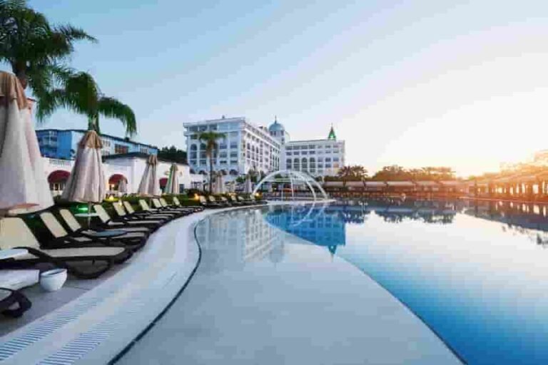 5 Best Hotels for Couples in Karachi for Romantic Stays