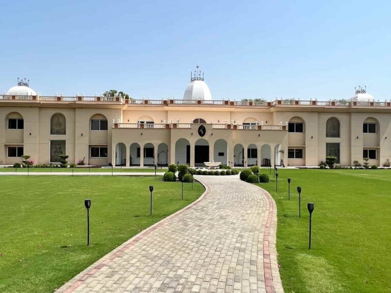 7 Best 4 Star Hotels in Bahawalpur for Luxury Comfort and Business Stays
