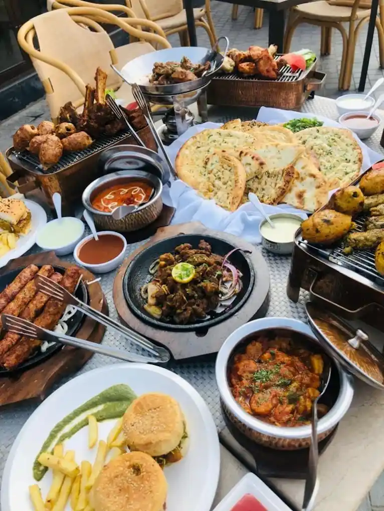 16 Best Iftar Platter in Lahore for a Delicious Ramadan Feast