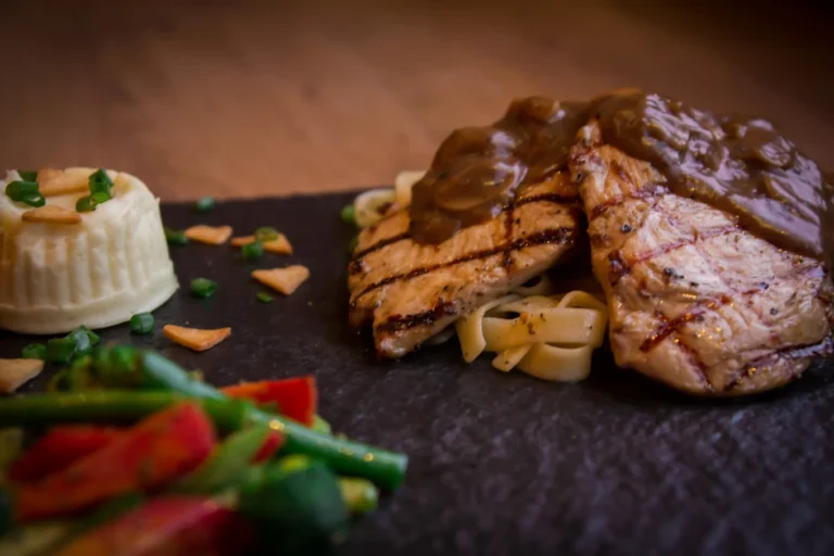 16 Best Steak in Bahria Town Lahore for a Perfect Steak Dinner