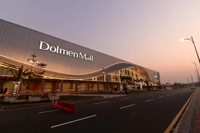 20 Best Shopping Malls in Lahore for Ultimate Retail Therapy