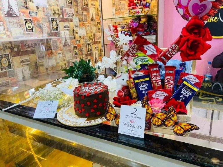 12 Best Bakery in Lahore You Must Try for Fresh Cakes and Desserts