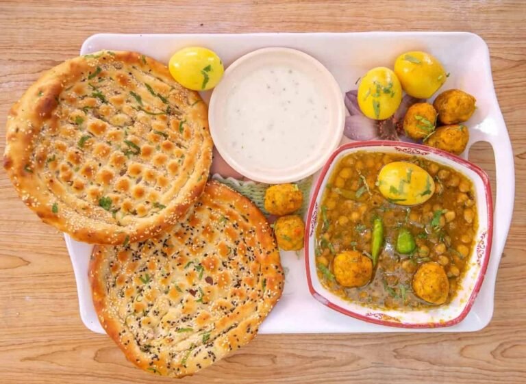 13 Best Naan Chanay in Gujranwala for a Delicious Desi Breakfast